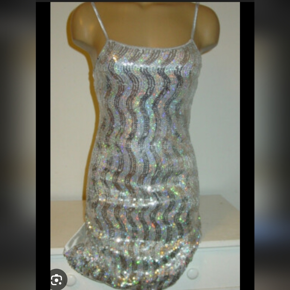 Novelty Silver Sequin Wave Satin Slip Stretch Dress Size XS